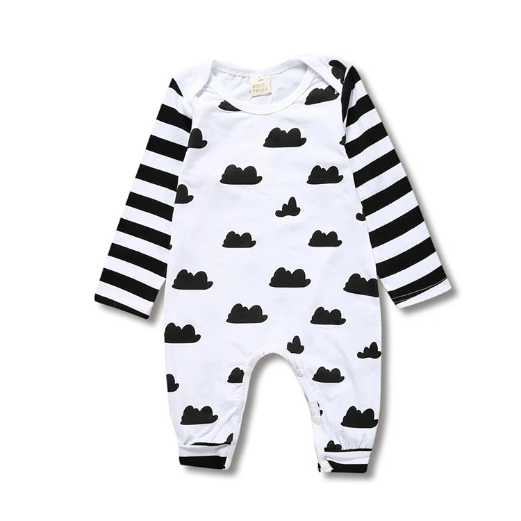 Baby Bubble bear onesie, cozy winter pajamas for infants, featuring bear design, soft fabric, and comfortable fit.