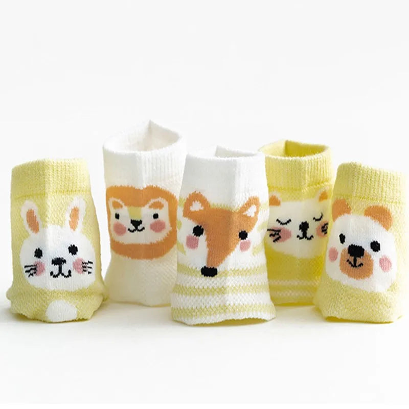 Soft cotton baby socks from Baby Bubble, 5-pack, comfortable and gentle footwear for infants in various colors.