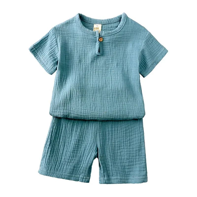 Kids cotton linen summer outfit by Baby Bubble featuring a breathable, lightweight set for warm weather.